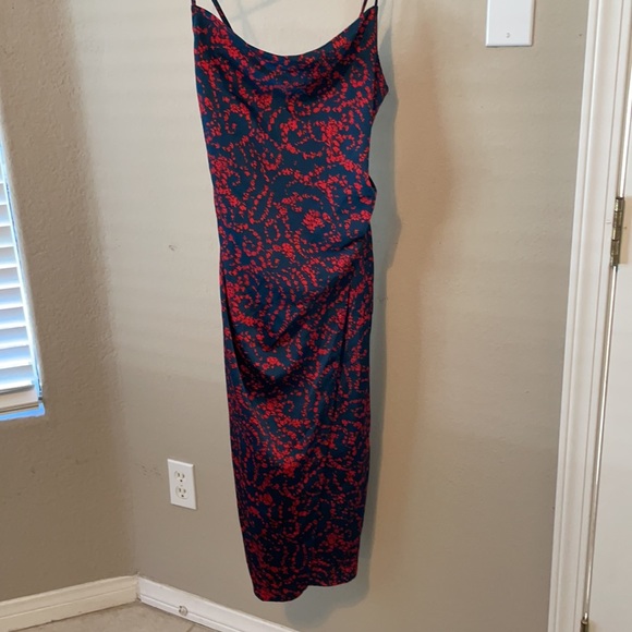 RENAMED | Navy blue with red floral dress - Picture 3 of 6